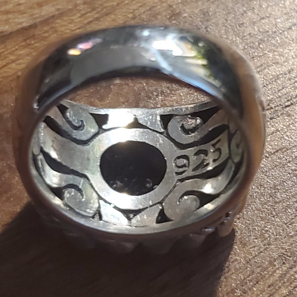 Beautiful Solid Sterling Silver Ring - image 3